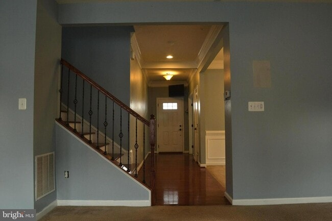 Building Photo - 9229 Wainwright Ln