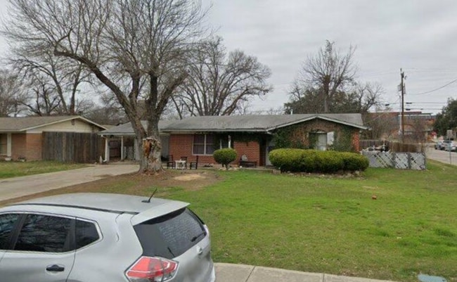 Building Photo - 403 Dawnridge Dr
