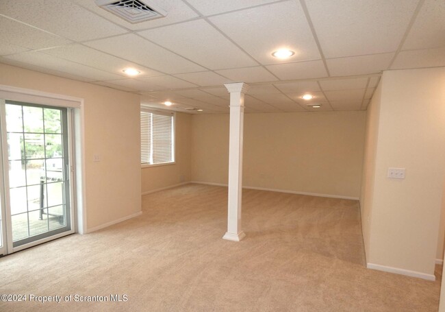 Building Photo - 2404 Browning Cl