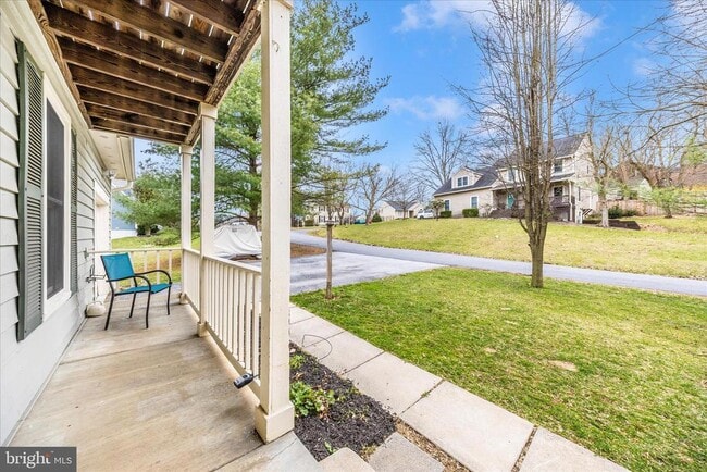 Building Photo - 6634 Rockridge Rd