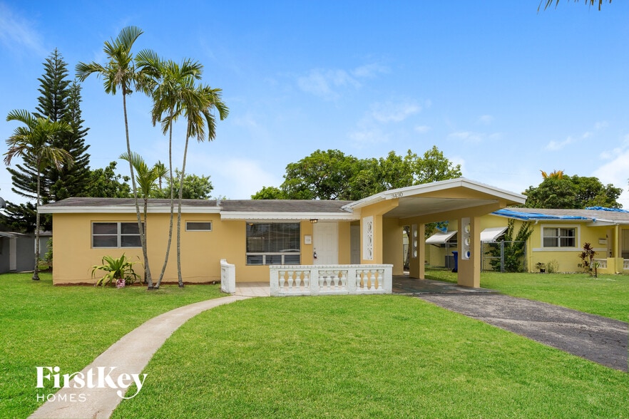 Building Photo - 3430 NW 34th St