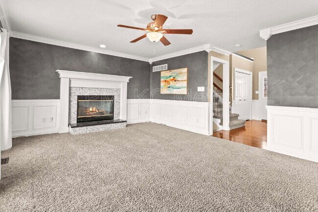 Building Photo - 824 SE 11 Terrace