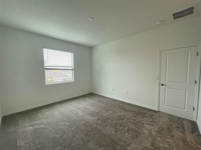 Building Photo - 835 Ofanto Wy