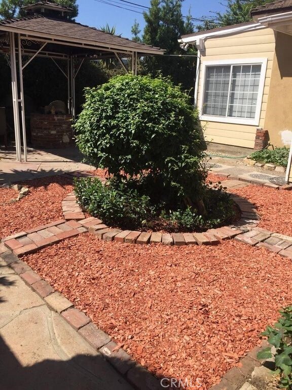 Building Photo - 616 W Woodruff Ave