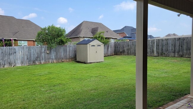 Building Photo - 105 Fortune Way