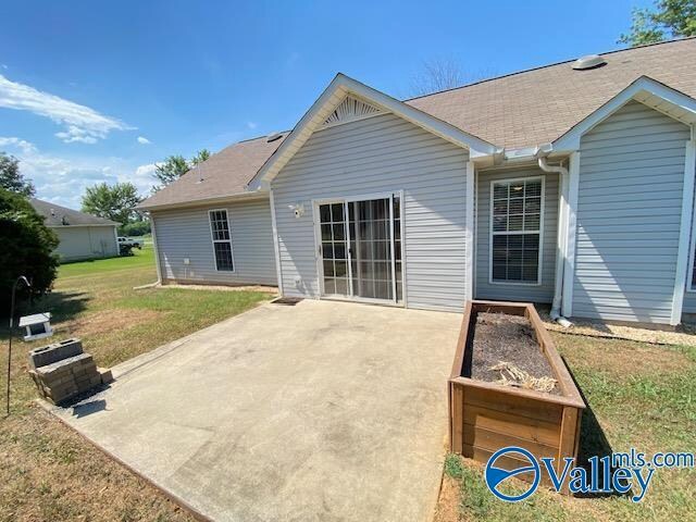 Building Photo - 27126 Elkins Rd