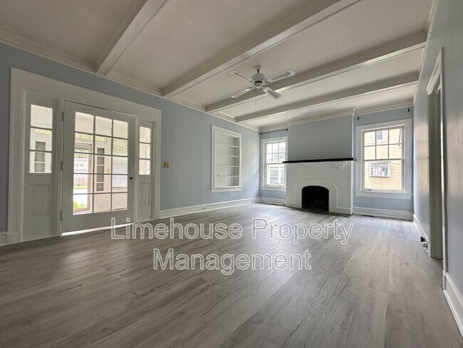 Building Photo - 6205 Hampton Blvd