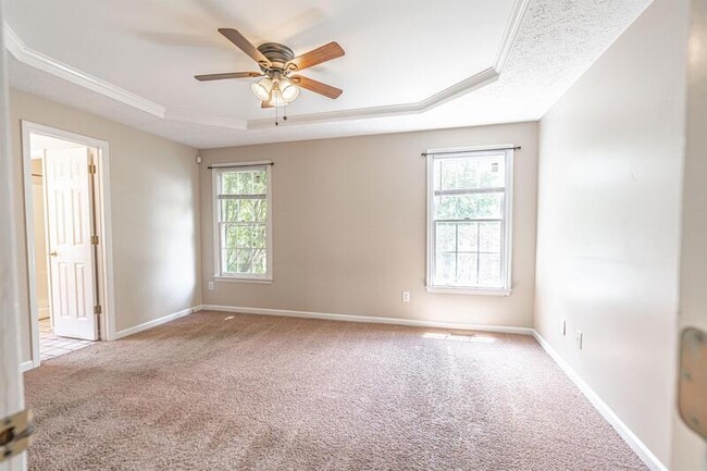 Building Photo - 6513 Jacobs Creek Cir