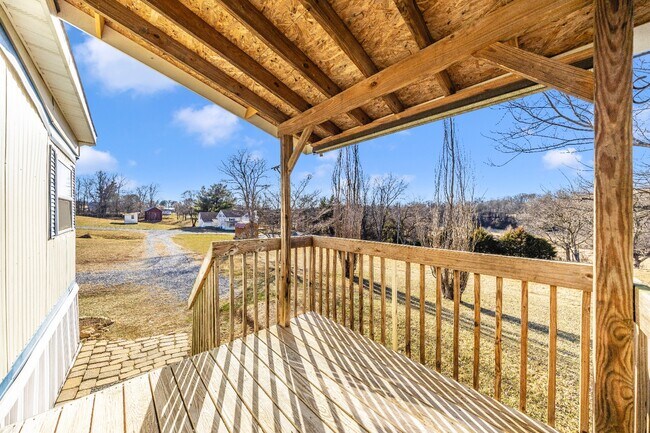 Building Photo - 5201 Amos Reeder Rd