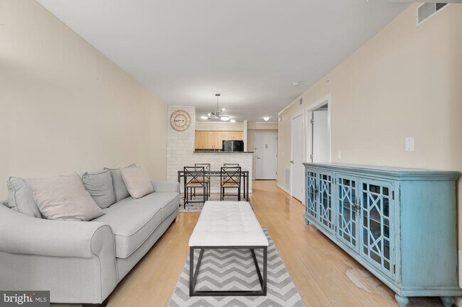 Building Photo - 1000 New Jersey Ave SE