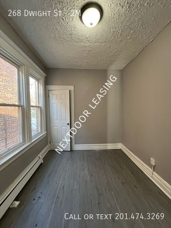 Building Photo - 268 Dwight St