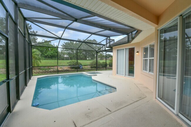 Building Photo - MOVE-IN READY 5 Bed 3.5 Bath Home in Daven...