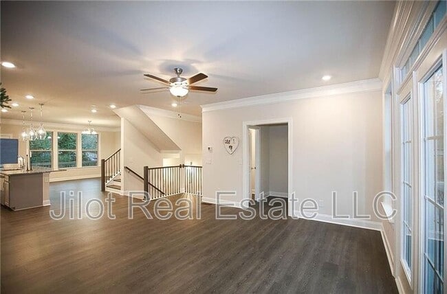 Building Photo - 2575 Clairebrooke Bnd