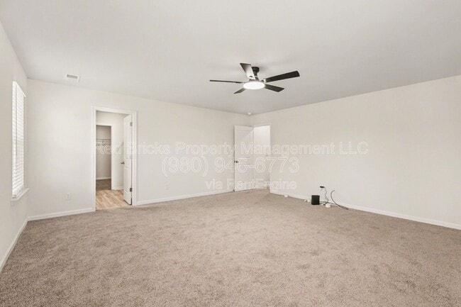 Building Photo - 1362 Secrest Cmns Dr