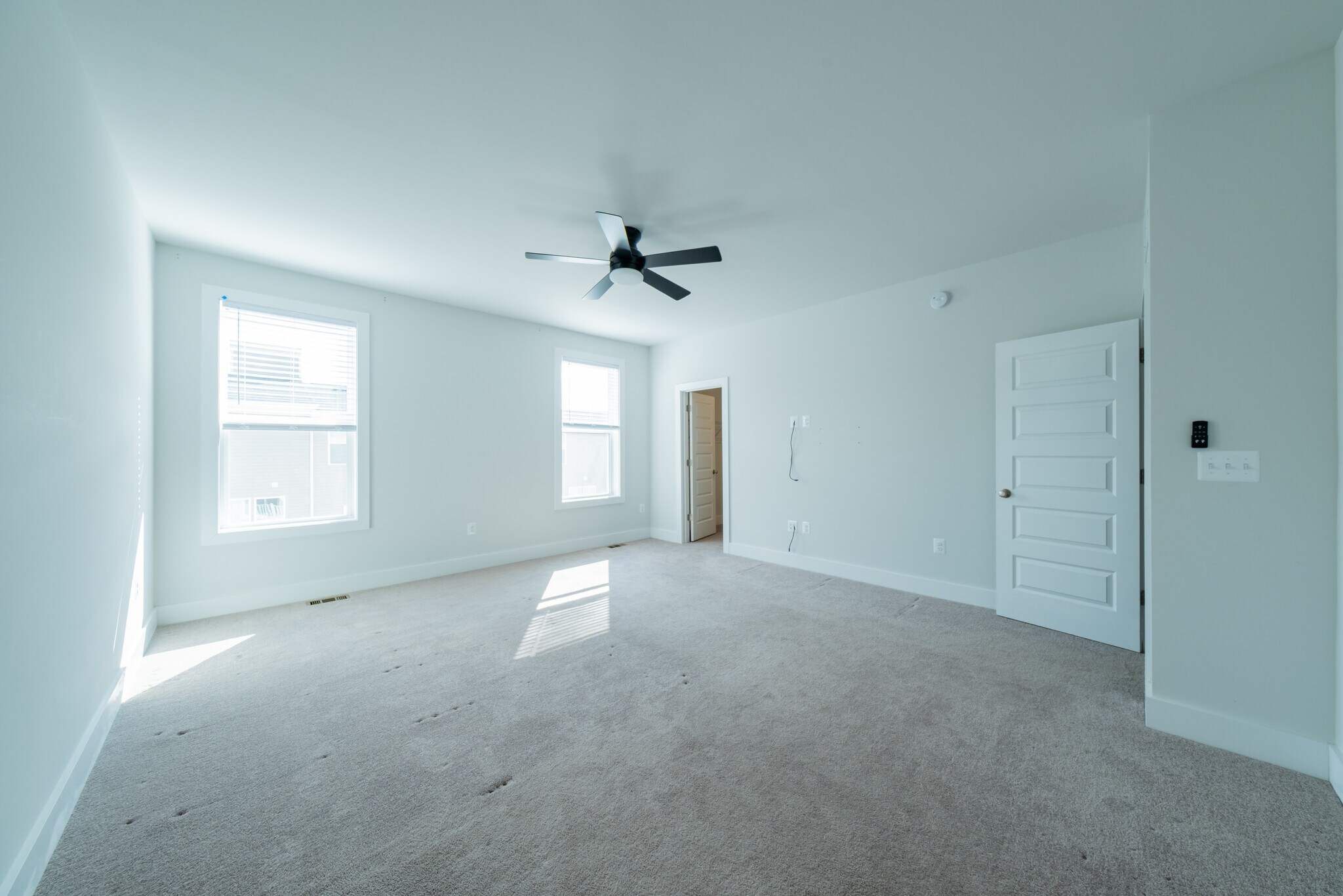 Building Photo - 2707 Acadia Dr