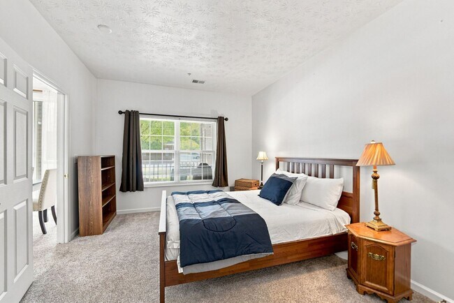 Building Photo - 1201 Stockton Ridge