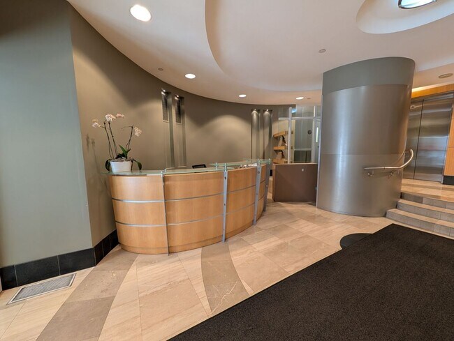 Building Photo - 2 bed, 2 bath Condo at The Eleven, Logan Circle