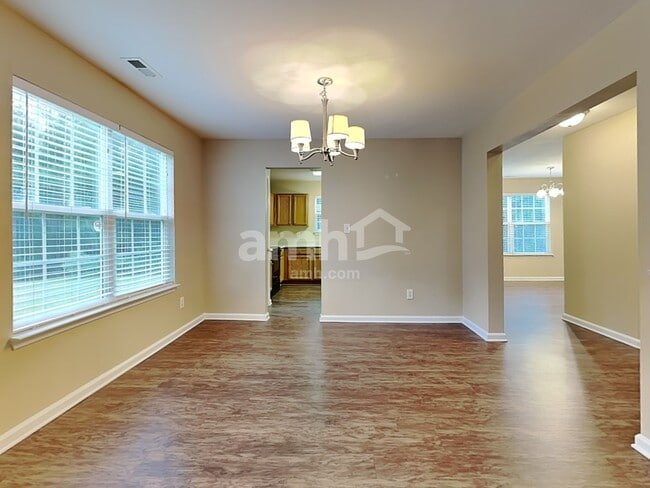 Building Photo - 3961 Tyler Bluff Ln