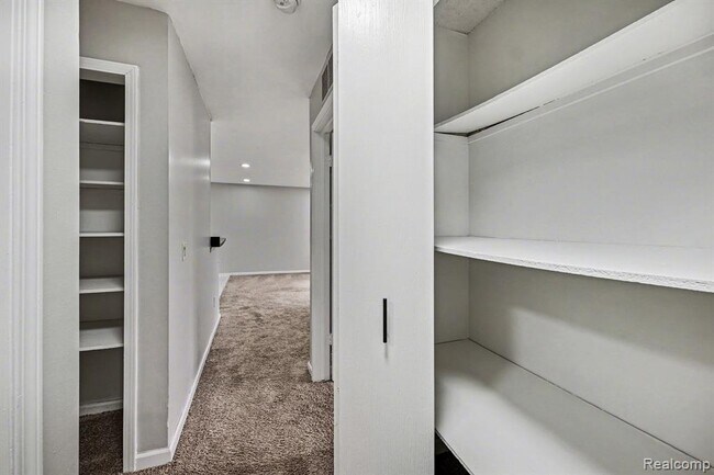 Building Photo - 15142 Seagull Dr