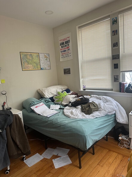 Building Photo - 16 Copenger St