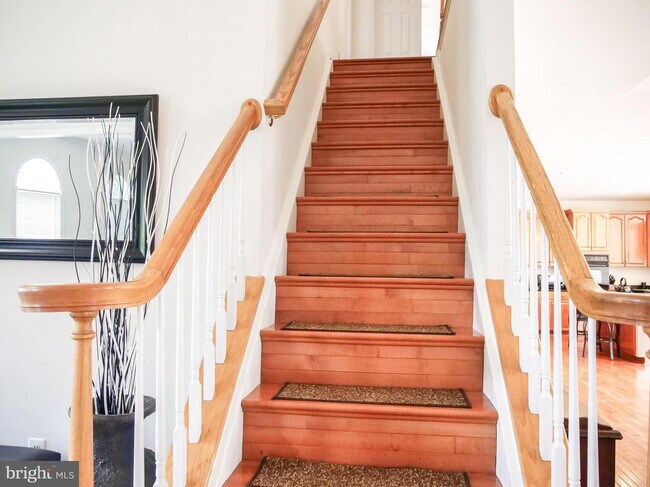 Building Photo - Ashburn Oasis: Your Luxurious Retreat