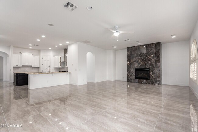 Building Photo - 4711 E Buckboard Ct