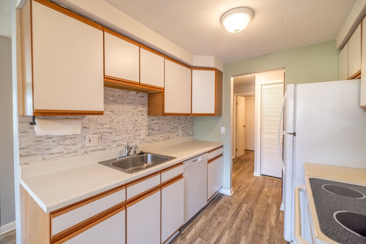 Building Photo - 489 Idlewood Blvd