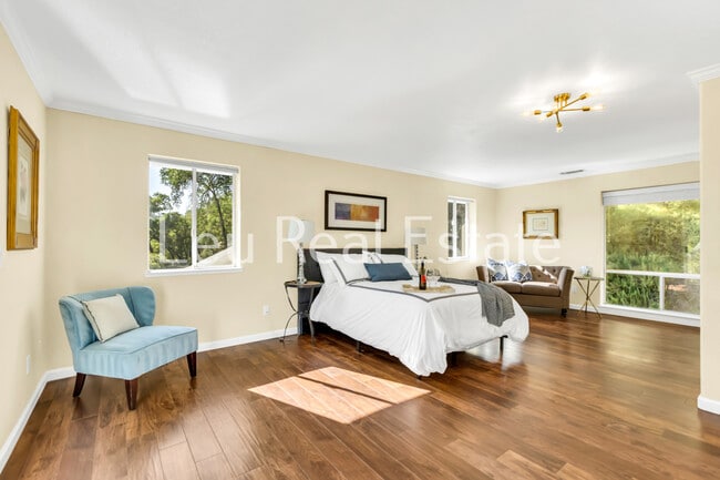 Building Photo - 6811 Beaver Pond Rd