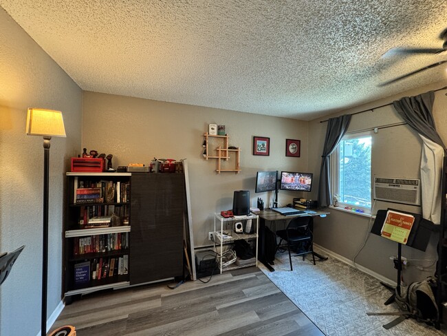 Building Photo - 857 S Van Gordon Ct