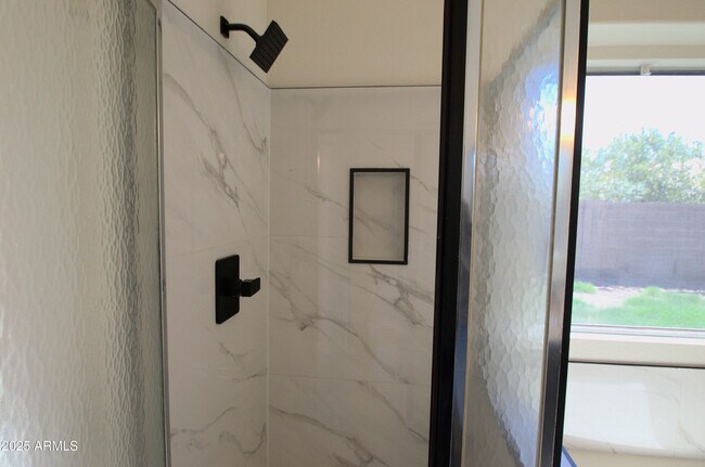 Building Photo - 7929 W Wescott Dr