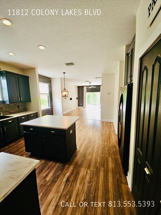 Building Photo - 11812 Colony Lakes Blvd