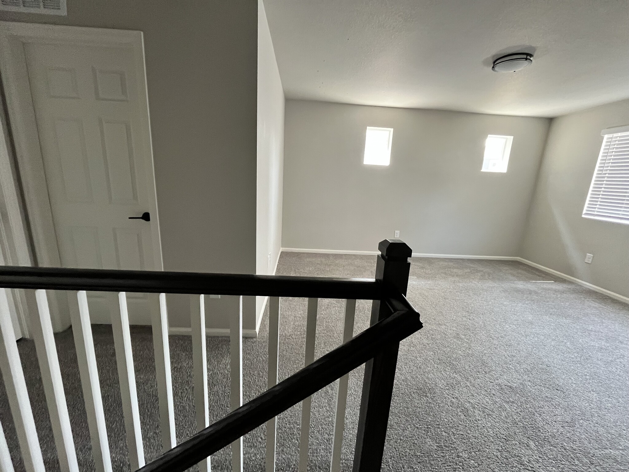 Loft - 4541 N Quemoy St