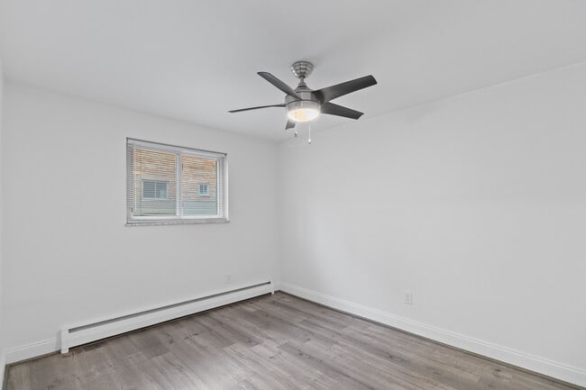 IMG_2226 - 2308-2312 Harper Avenue