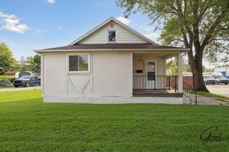 Building Photo - $1,250 - 3 Bed / 1 Bath House in Eastpointe