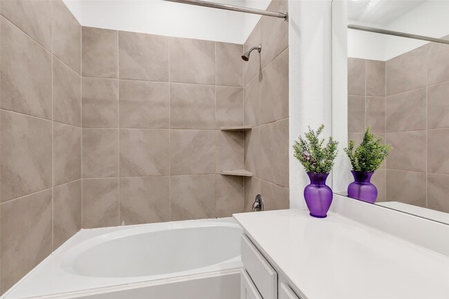 Building Photo - 6220 Arcadia Sound Ln