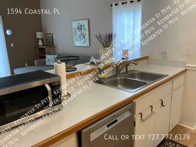 Building Photo - 1594 Coastal Pl