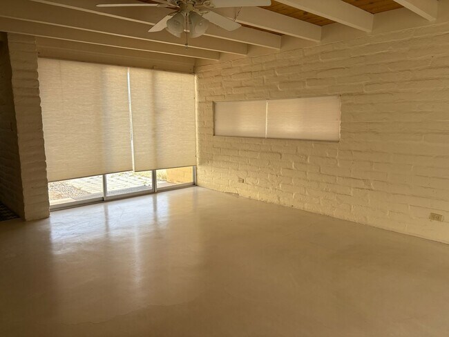 Building Photo - Tucson West 3 Bedroom