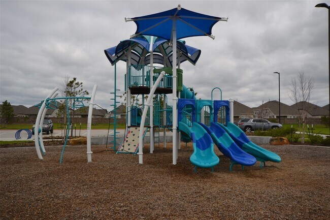 Building Photo - 20751 Cypress Post Dr