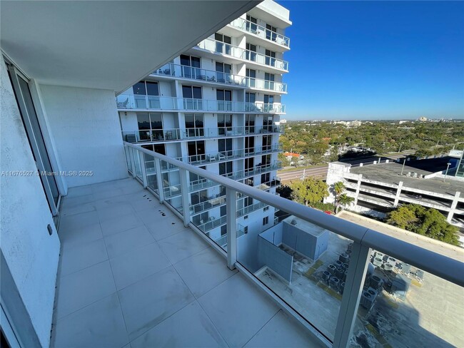 Building Photo - 4250 Biscayne Blvd