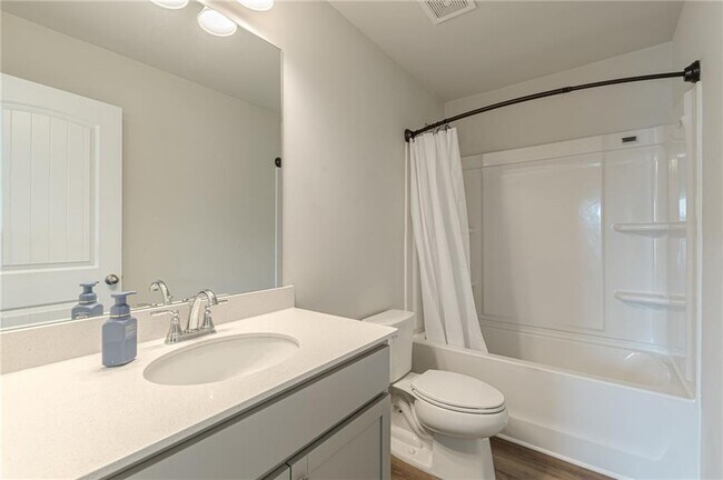 Building Photo - 4010 Diane Ln