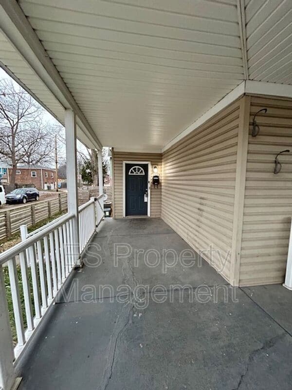 Building Photo - 1502 Lexington Ave