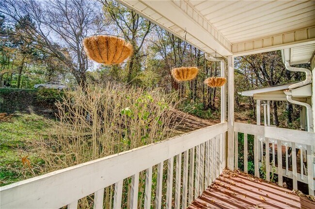 Building Photo - 4355 E Paulding Dr