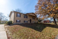 Building Photo - 2904 Leeway Dr