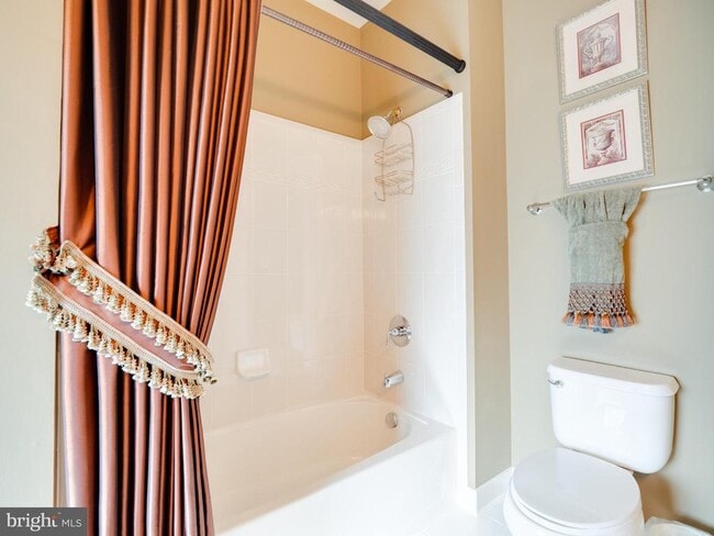 Building Photo - 23152 Evergreen Ridge Dr