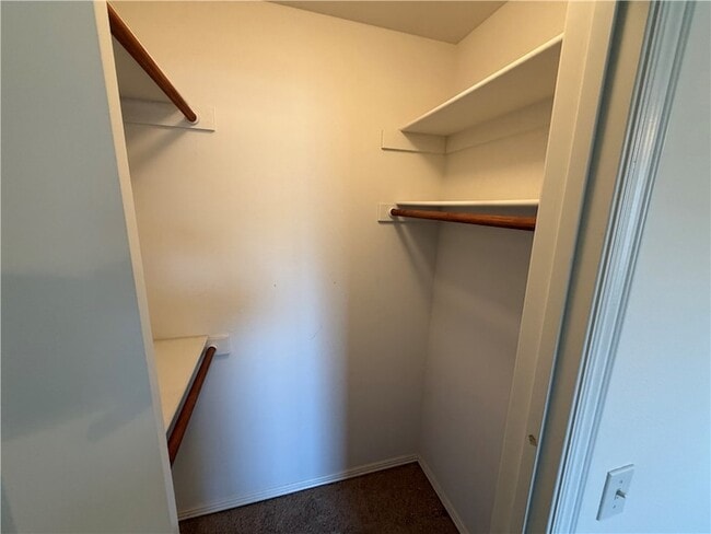 Building Photo - 3302 SW Briar Creek Ave