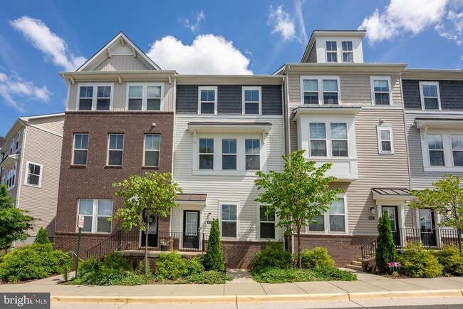 Building Photo - 6069 Dreher Ct