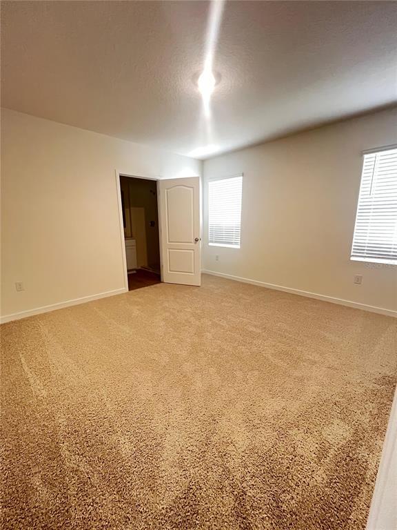 Building Photo - 2085 Walnut Crk Dr