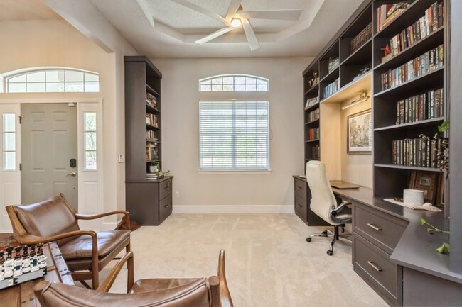 Building Photo - Spacious 3BR home with gorgeous finishes!!...