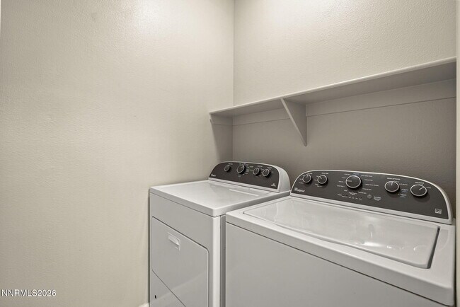 Building Photo - 900 S Meadows Pkwy