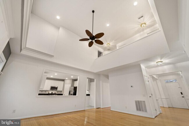 Building Photo - 2487 Sycamore Lakes Cove